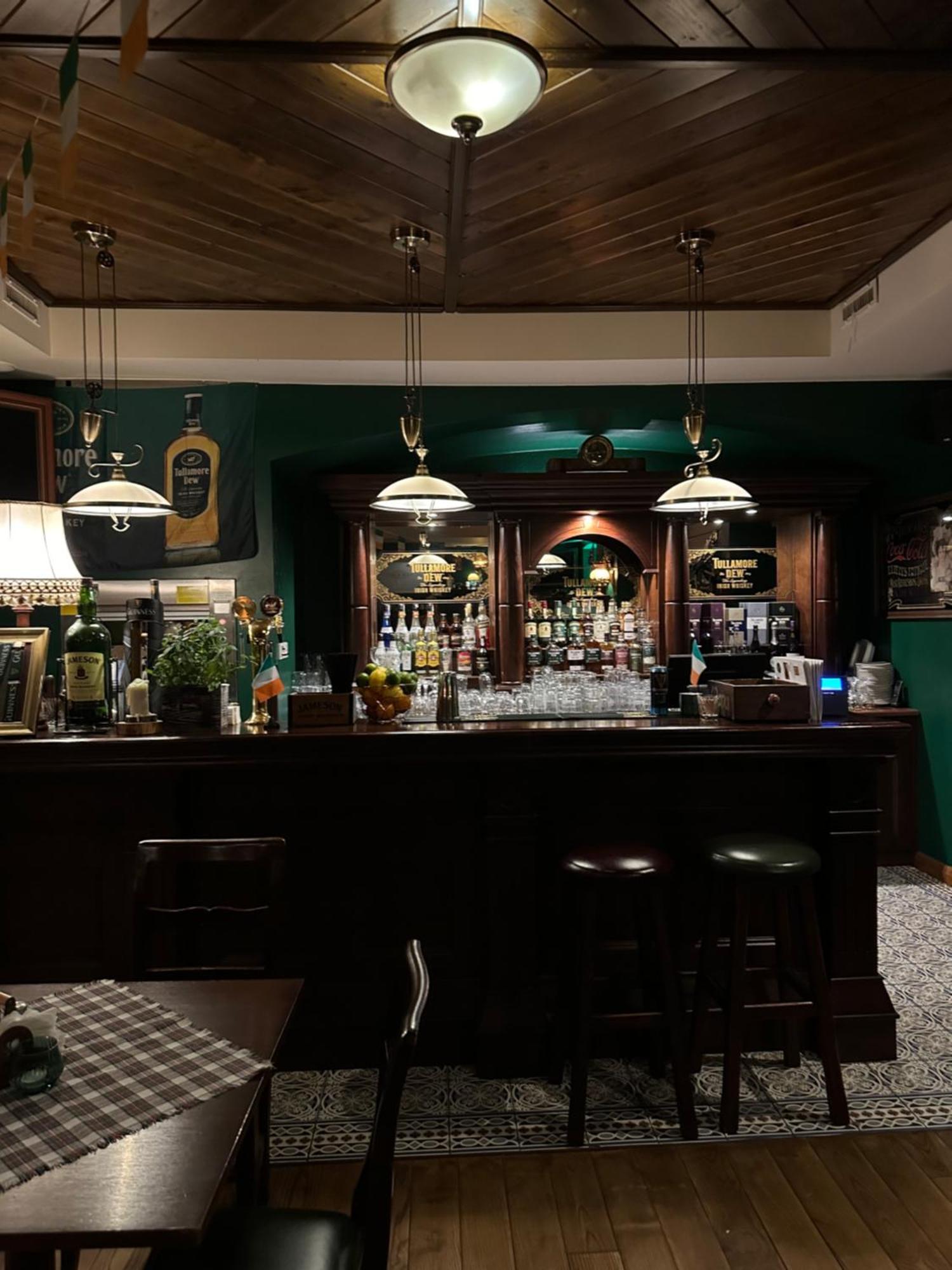Shoemaker Irish Pub & Accommodation Kielce Exterior photo